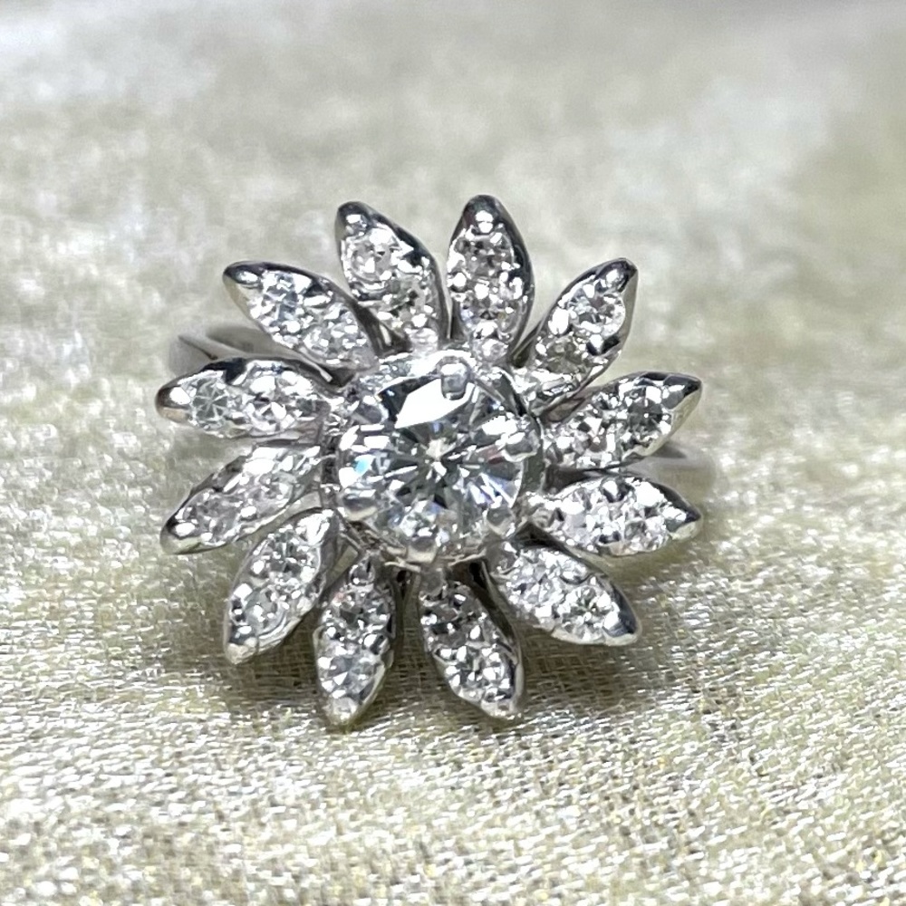 Vintage 14k White Gold 1.25ct Diamond Sunflower Halo Ring